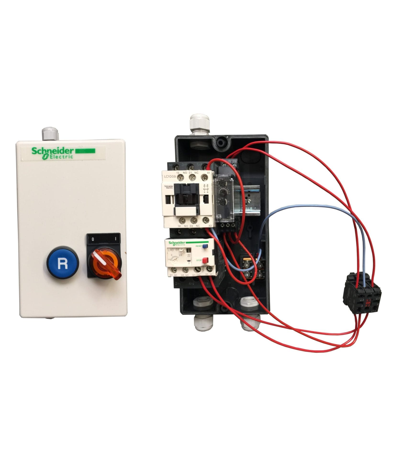 Electrical box for agricultural equipment