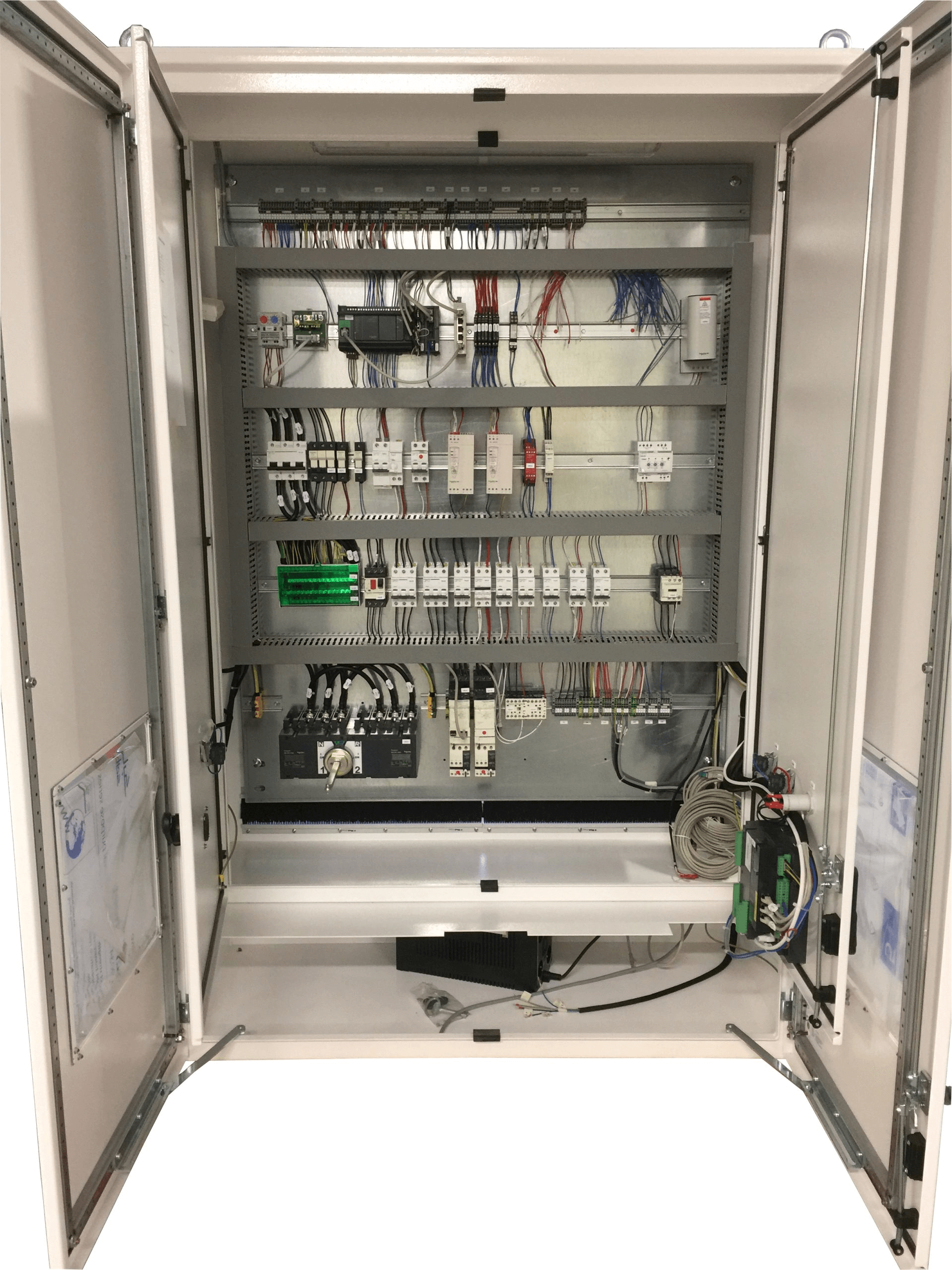 Electrical cabinet for nuclear applications